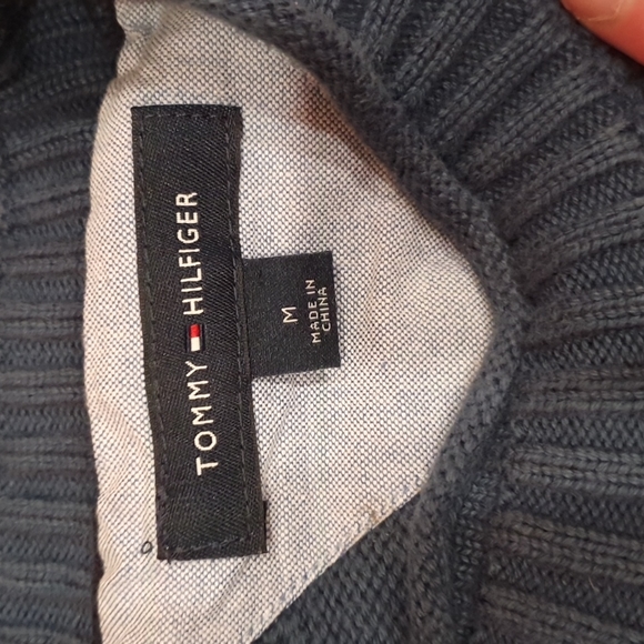 Tommy hilfiger sweater - Picture 2 of 3